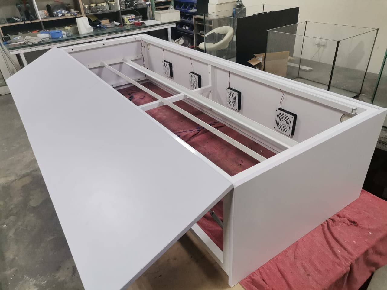 Cooling Lightbox with Fans - Image 1 on card